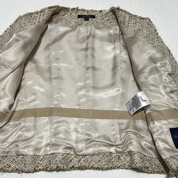 Brooks Brothers Cream Textured Blazer - Picture 8 of 9